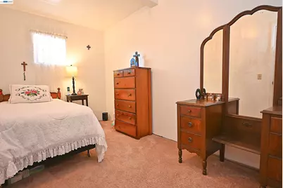 3914 Agua Vista St, Oakland, CA 94601 - Photo 45