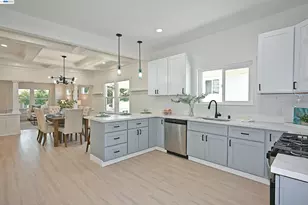 3914 Agua Vista St, Oakland, CA 94601 - Photo 1