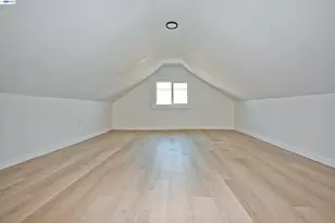 3914 Agua Vista St, Oakland, CA 94601 - Photo 23