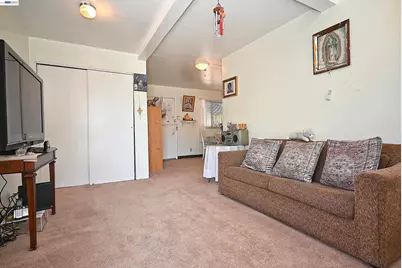 3914 Agua Vista St, Oakland, CA 94601 - Photo 43