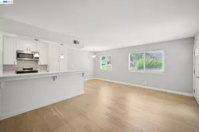 2122 Arroyo Ct #2, Pleasanton, CA 94588 - Photo 9