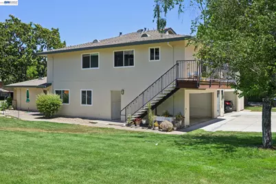 2122 Arroyo Ct #2, Pleasanton, CA 94588 - Photo 1