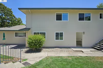 2122 Arroyo Ct #2, Pleasanton, CA 94588 - Photo 19