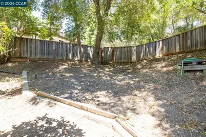 19 Valley Dr, Orinda, CA 94563 - Photo 47