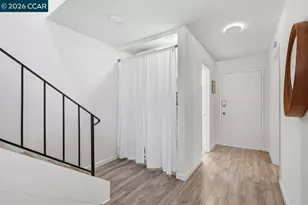 2115 Central, Alameda, CA 94501 - Photo 5