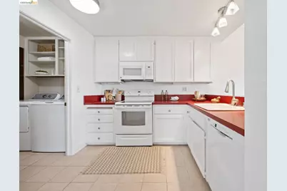 201 Vista Heights Rd, El Cerrito, CA 94530 - Photo 11