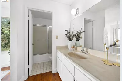 201 Vista Heights Rd, El Cerrito, CA 94530 - Photo 21