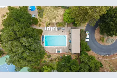 201 Vista Heights Rd, El Cerrito, CA 94530 - Photo 29