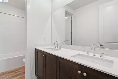 1744 Marino Way, Manteca, CA 95337 - Photo 35