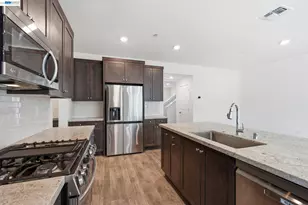 1744 Marino Way, Manteca, CA 95337 - Photo 11