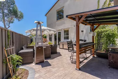1461 Montclair St, Vallejo, CA 94592 - Photo 71