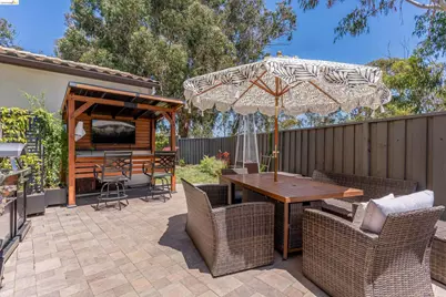 1461 Montclair St, Vallejo, CA 94592 - Photo 73