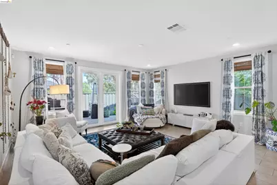 1461 Montclair St, Vallejo, CA 94592 - Photo 11