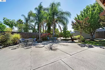 534 Buena Vida Ct, Stockton, CA 95206 - Photo 27