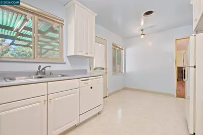 1224 Hale Dr, Concord, CA 94518 - Photo 9