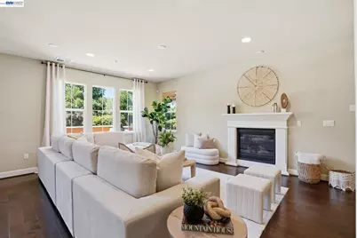 674 Selby Lane #4, Livermore, CA 94551 - Photo 5