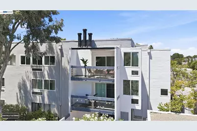 1075 Shell Blvd #11, Foster City, CA 94404 - Photo 3