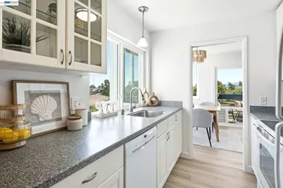 1075 Shell Blvd #11, Foster City, CA 94404 - Photo 25