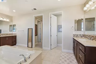 7151 Atlas Peak Dr, Dublin, CA 94568 - Photo 31