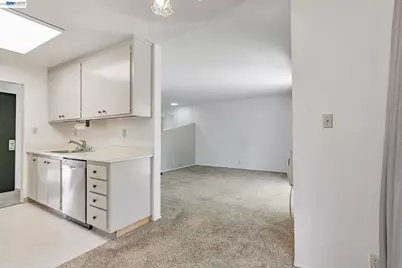8975 Alcosta Blvd #104, San Ramon, CA 94583 - Photo 17