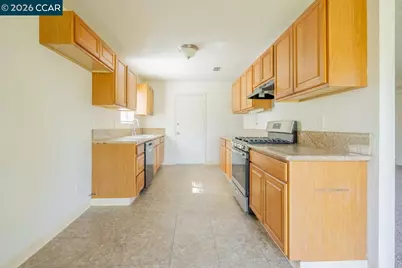 4009 Bairnsdale Way, Sacramento, CA 95826 - Photo 5