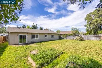 4009 Bairnsdale Way, Sacramento, CA 95826 - Photo 17
