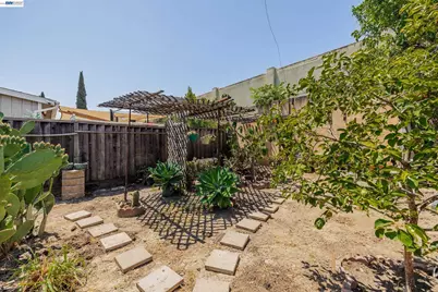 1518 Denali Way, San Jose, CA 94591 - Photo 23
