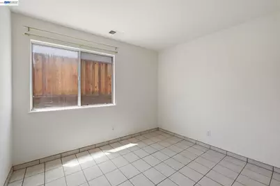 9 Beechwood Ct, Pittsburg, CA 94565 - Photo 17