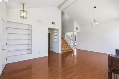 9 Beechwood Ct, Pittsburg, CA 94565 - Photo 5