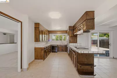 1421 Woodmont Way, Stockton, CA 95209 - Photo 19