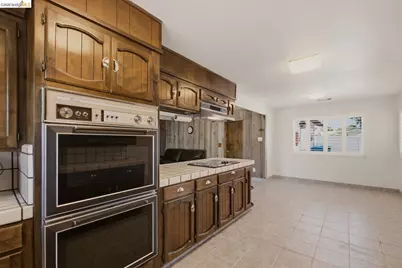 1421 Woodmont Way, Stockton, CA 95209 - Photo 21