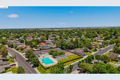 1421 Woodmont Way, Stockton, CA 95209 - Photo 45