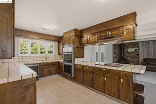 1421 Woodmont Way, Stockton, CA 95209 - Photo 17