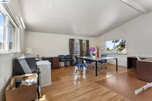 26770 Hayward Blvd, Hayward, CA 94542 - Photo 27