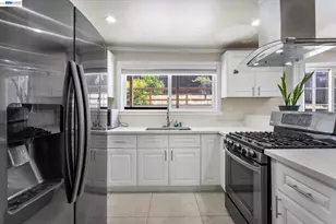 26770 Hayward Blvd, Hayward, CA 94542 - Photo 7