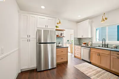 4205 West St, Oakland, CA 94608 - Photo 27