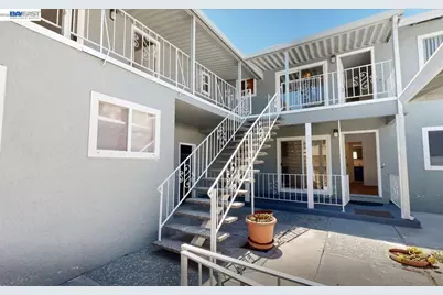 240 Richfield Dr, San Jose, CA 95129 - Photo 21