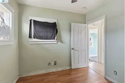 1735 Auseon Ave, Oakland, CA 94621 - Photo 19