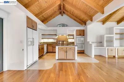 1302 Westview Dr, Berkeley, CA 94705 - Photo 3