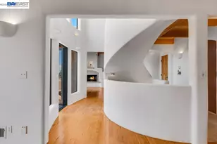 1302 Westview Dr, Berkeley, CA 94705 - Photo 17