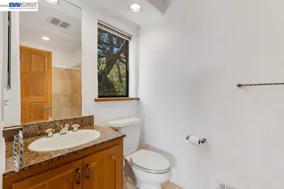 1302 Westview Dr, Berkeley, CA 94705 - Photo 27