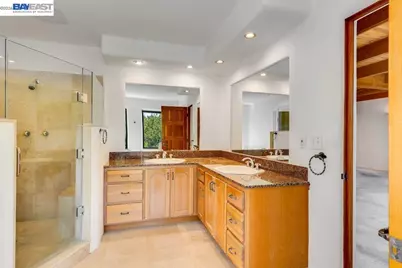 1302 Westview Dr, Berkeley, CA 94705 - Photo 41