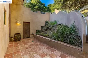 1302 Westview Dr, Berkeley, CA 94705 - Photo 75