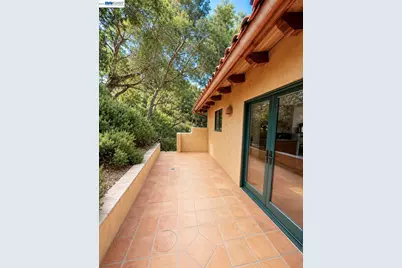 1302 Westview Dr, Berkeley, CA 94705 - Photo 5