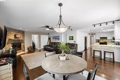 17032 Via Corona, San Lorenzo, CA 94580 - Photo 21