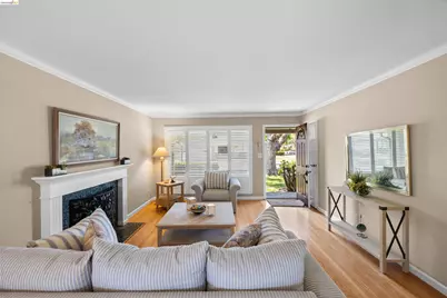 17032 Via Corona, San Lorenzo, CA 94580 - Photo 11