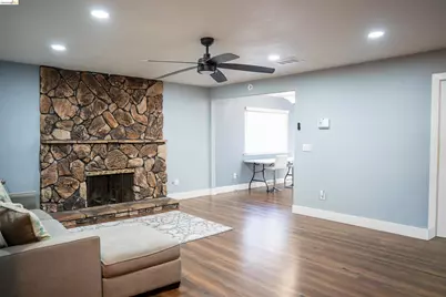2008 Presidio Ave, Modesto, CA 95355 - Photo 11