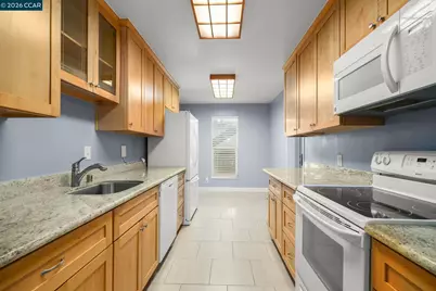 651 Moraga Rd #13, Moraga, CA 94556 - Photo 11