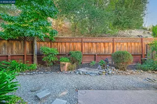 651 Moraga Rd, Moraga, CA 94556 - Photo 25