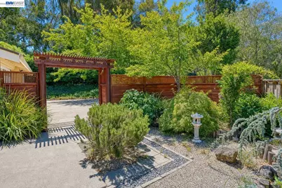 105 Bexley Pl, Walnut Creek, CA 94598 - Photo 59